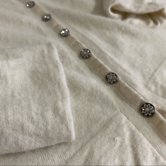 Cream cardigan sweater with jewelled buttons. - Picture 2 of 5